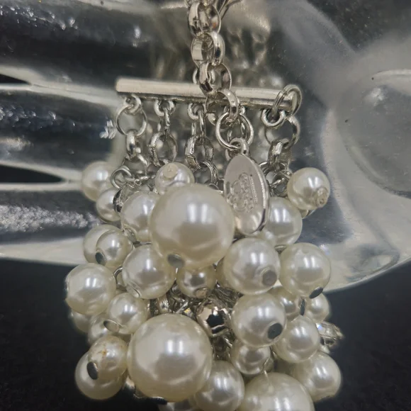 Vintage Aura Faux Cluster Pearl Rhinestone Silver Tone Link Bracelet - Picture 11 of 16